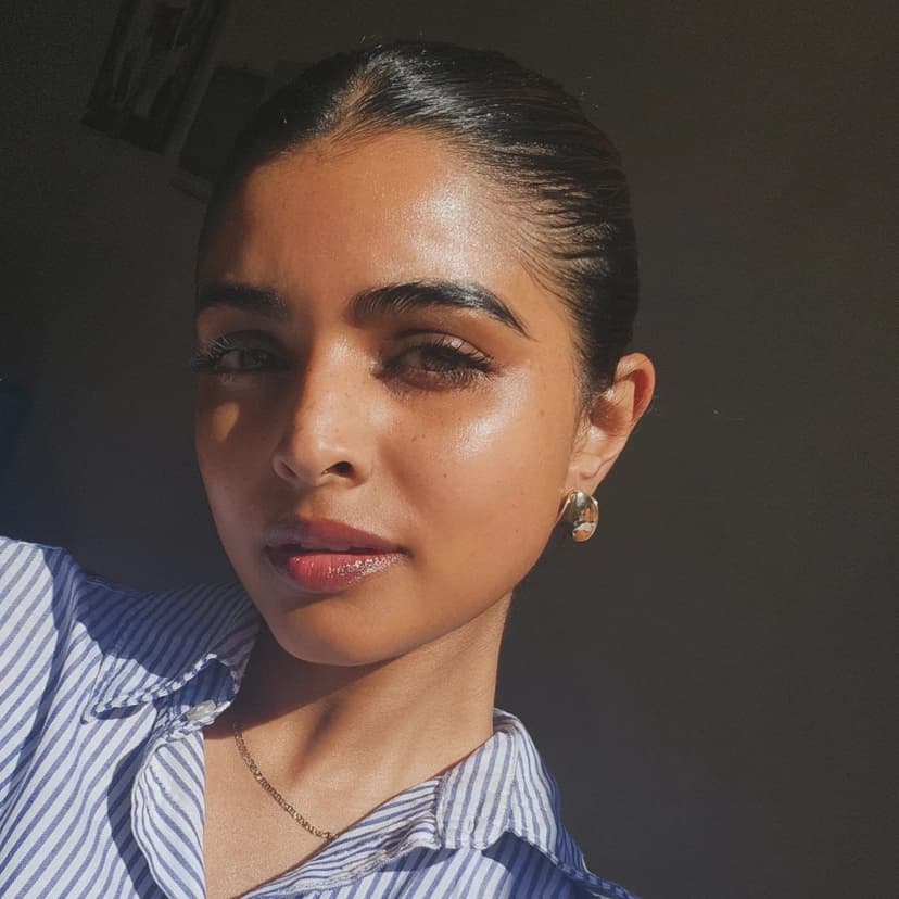 A close up of a person wearing a shirt